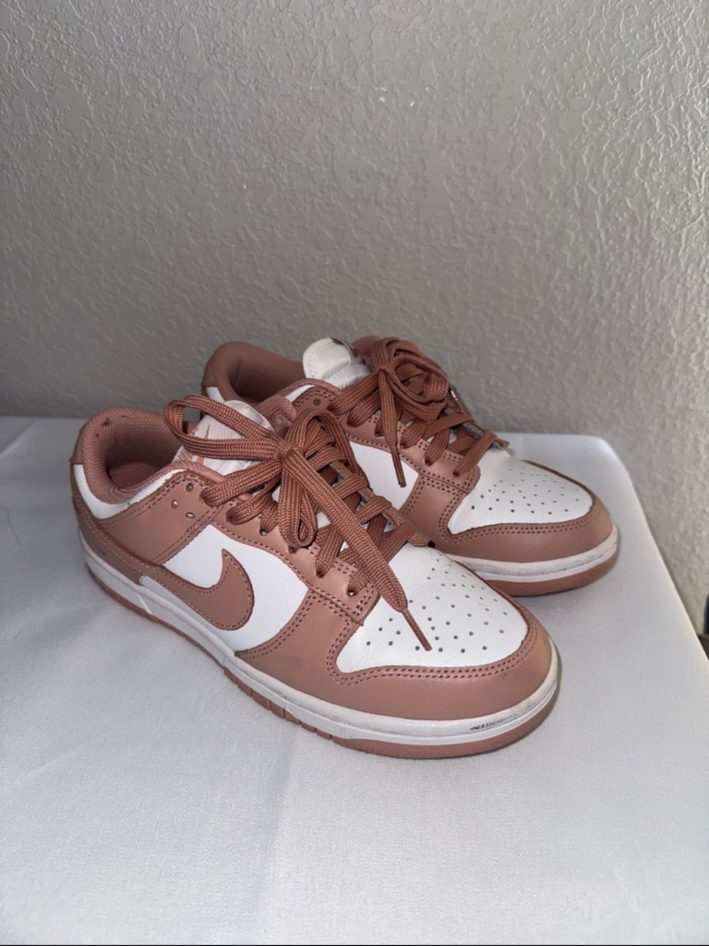 Nike Low Top Sneakers in White and Rose Brown